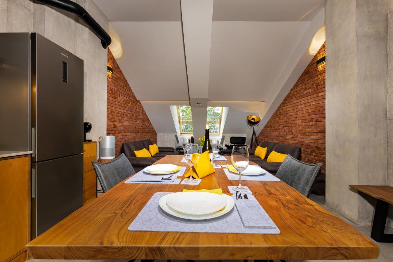 플로브디프 Industrial-Style 2Bd Loft With Parking Spot By Flat Mаnager 아파트 외부 사진
