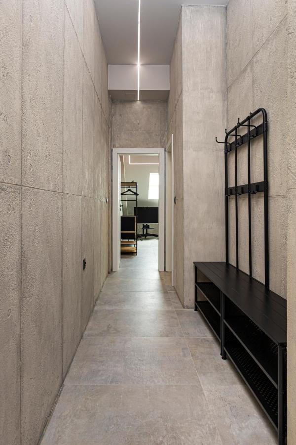 플로브디프 Industrial-Style 2Bd Loft With Parking Spot By Flat Mаnager 아파트 외부 사진